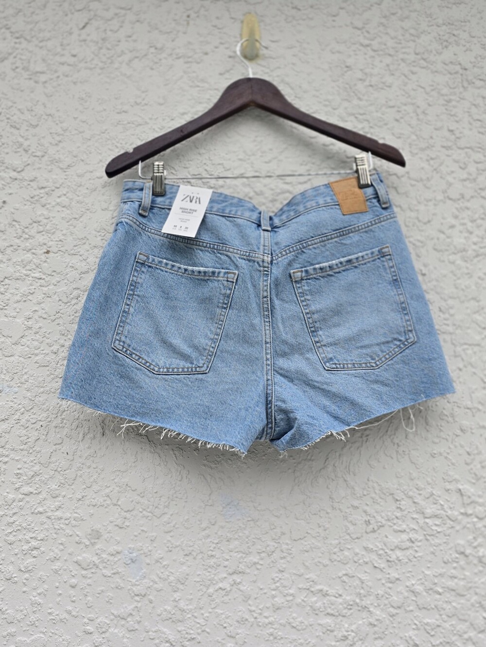 NWT Zara High-Rise Distressed Button-Fly Denim Shorts - Picture 3 of 7